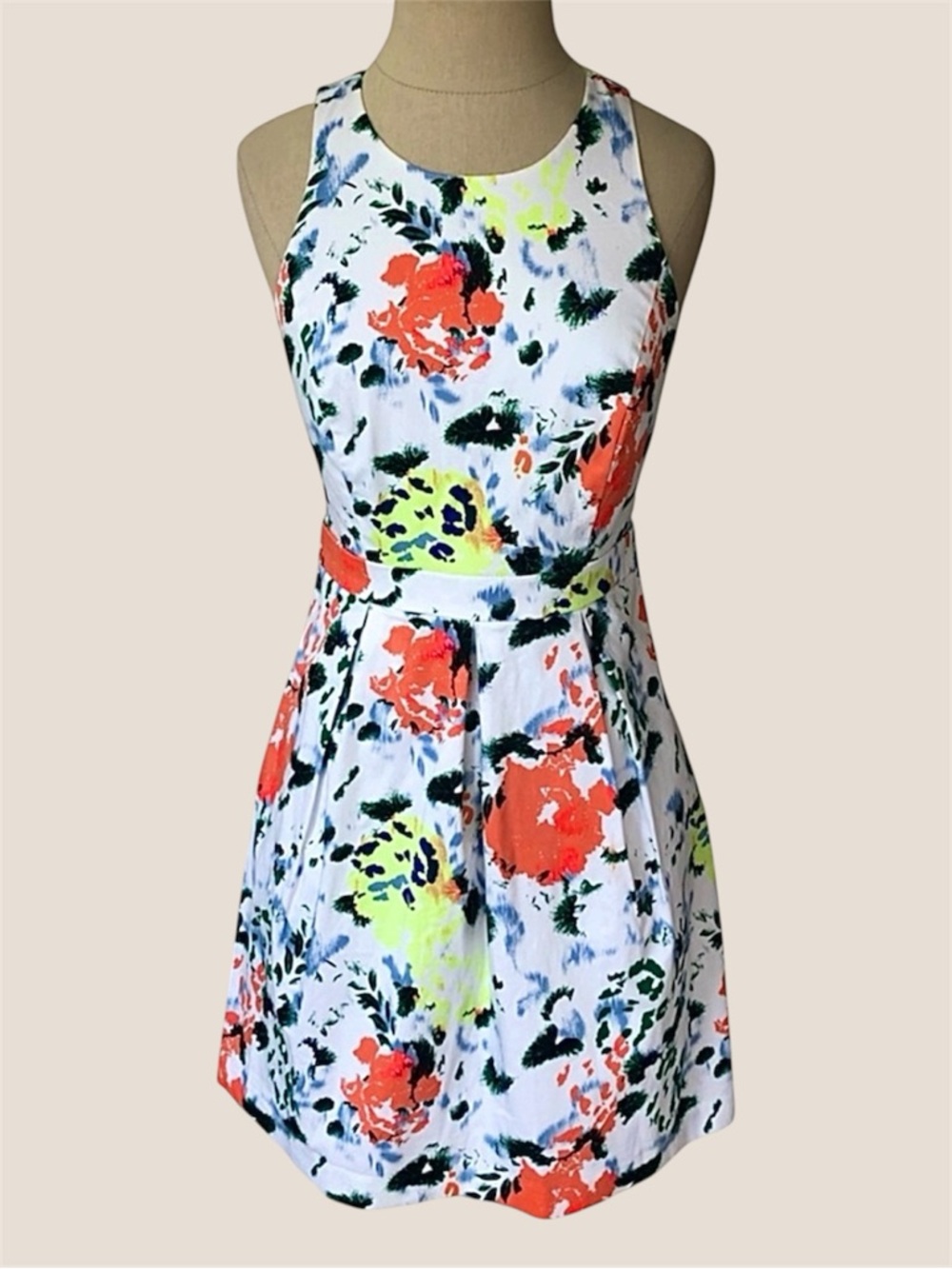 Floral A-Line Fit Flare Tank Dress- White and Neon Size 4